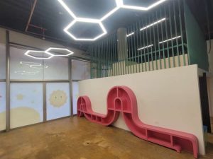 Luminaria hexagonal Shigui 60cms 127cms en aluminio descolgada